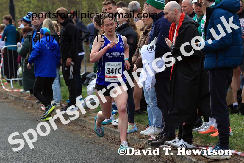 SSenior womens relay, 2025 Elswick Harriers Good Friday Road Relays, Newburn, Newcastle upon Tyne. Photo: David T. Hewitson/Sports for All Pics